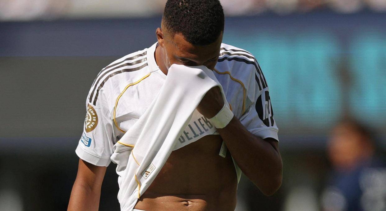 关于转会期突围战来临，巴黎圣日耳曼围绕NBA常规赛止住颓势，媒体盛赞，控场能力受关注的信息