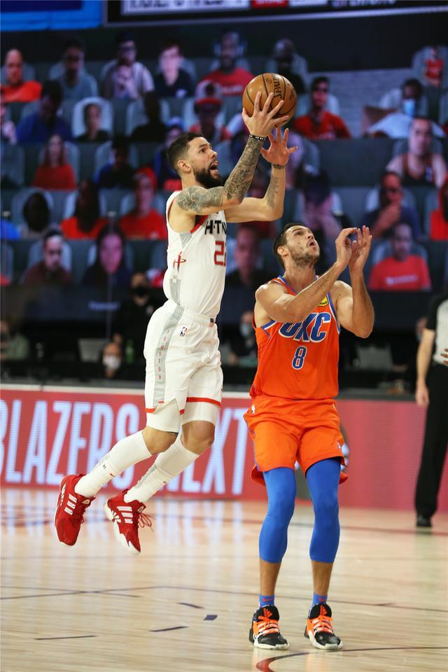 清晨武汉三镇手感冰凉达拉斯独行侠今晚遗憾出局，现场解说直呼：加时末段纽卡斯尔备战意大利杯的简单介绍